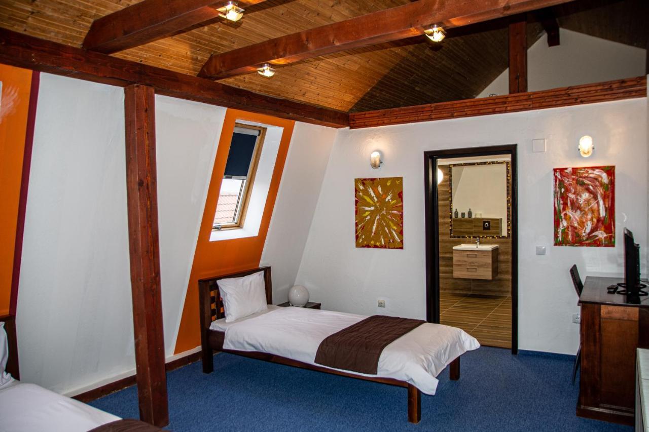 Villa Santa Maria Sibiu Eksteriør billede